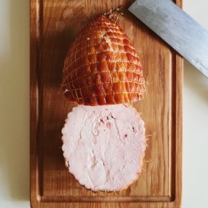 Копчёно-варёный рулет из куриной грудки